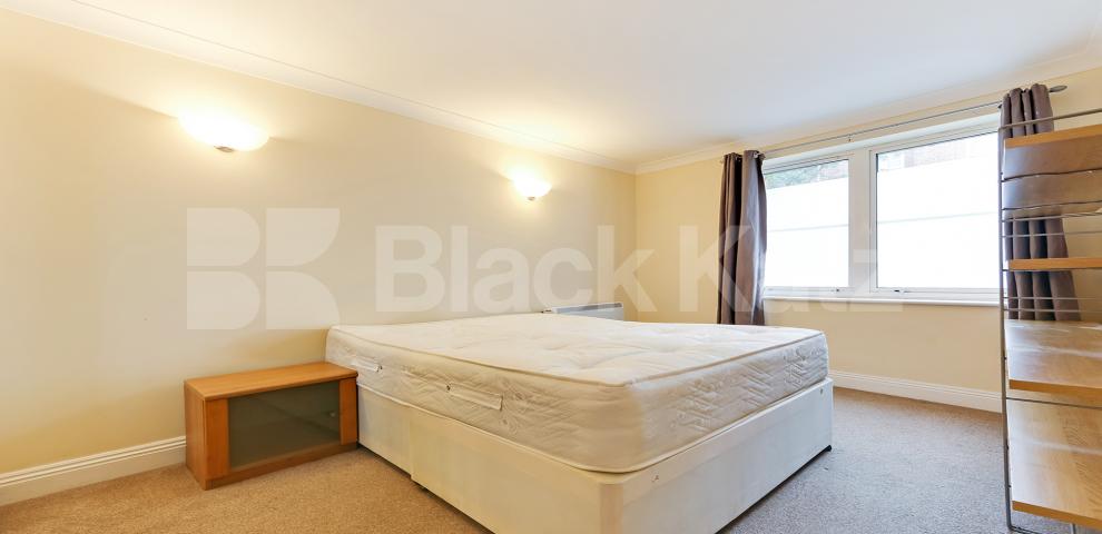 			LET , 1 Bedroom, 1 bath, 1 reception Apartment			 Long Lane, London Bridge